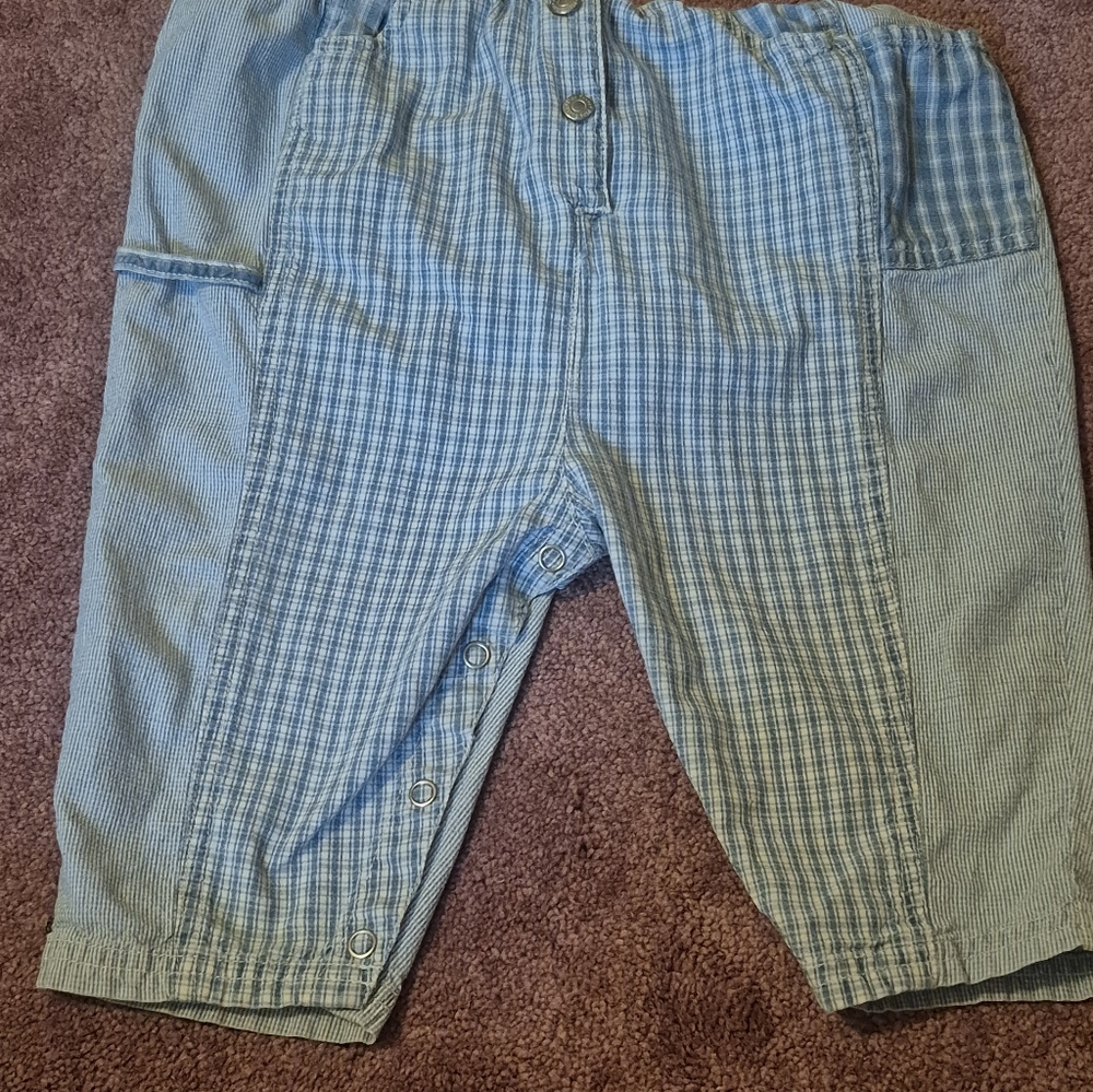 Jumpsuit - Picture 3 of 6
